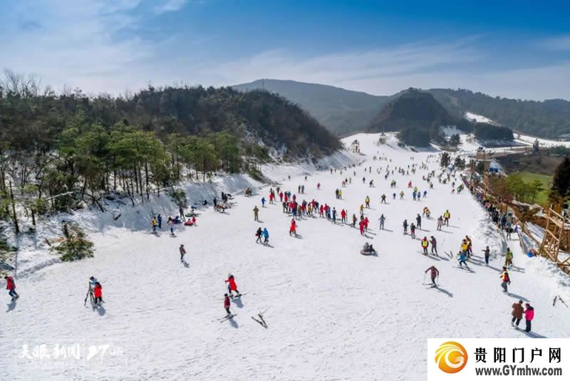 滑雪“开板” 温泉氤氲｜冷热资源点燃贵州冬季旅游市场(图3)