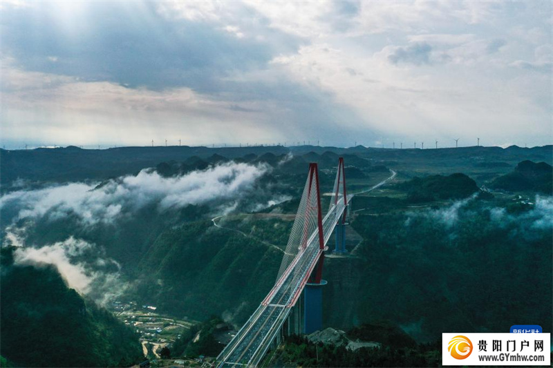 贵州龙里河大桥建成通车(图5)