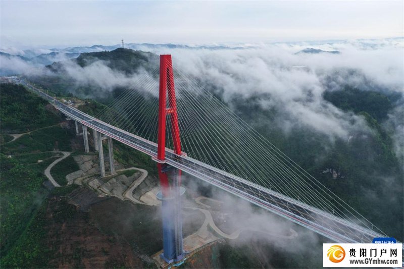 贵州龙里河大桥建成通车(图10)