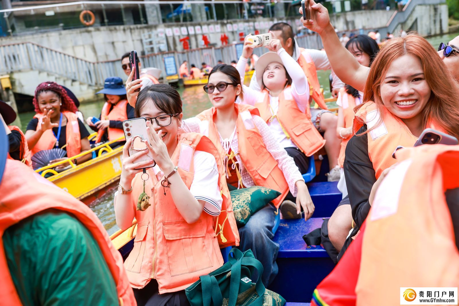 国际儒学联合会2024汉学青年学者研习营走进天河谭景区和贵阳市生态科普馆(图8)