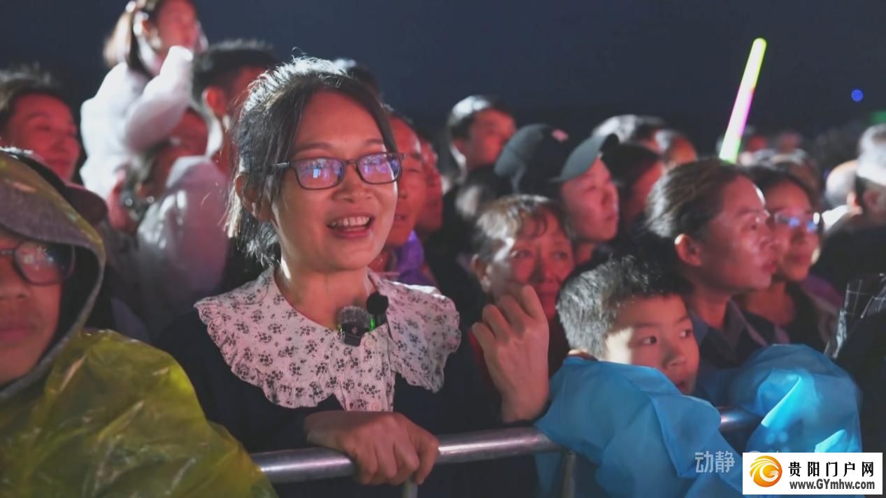 一地一烟火 同节不同韵 各地群众共庆火把节(图4) 一地一烟火 同节不同韵 各地群众共庆火把节(图4)