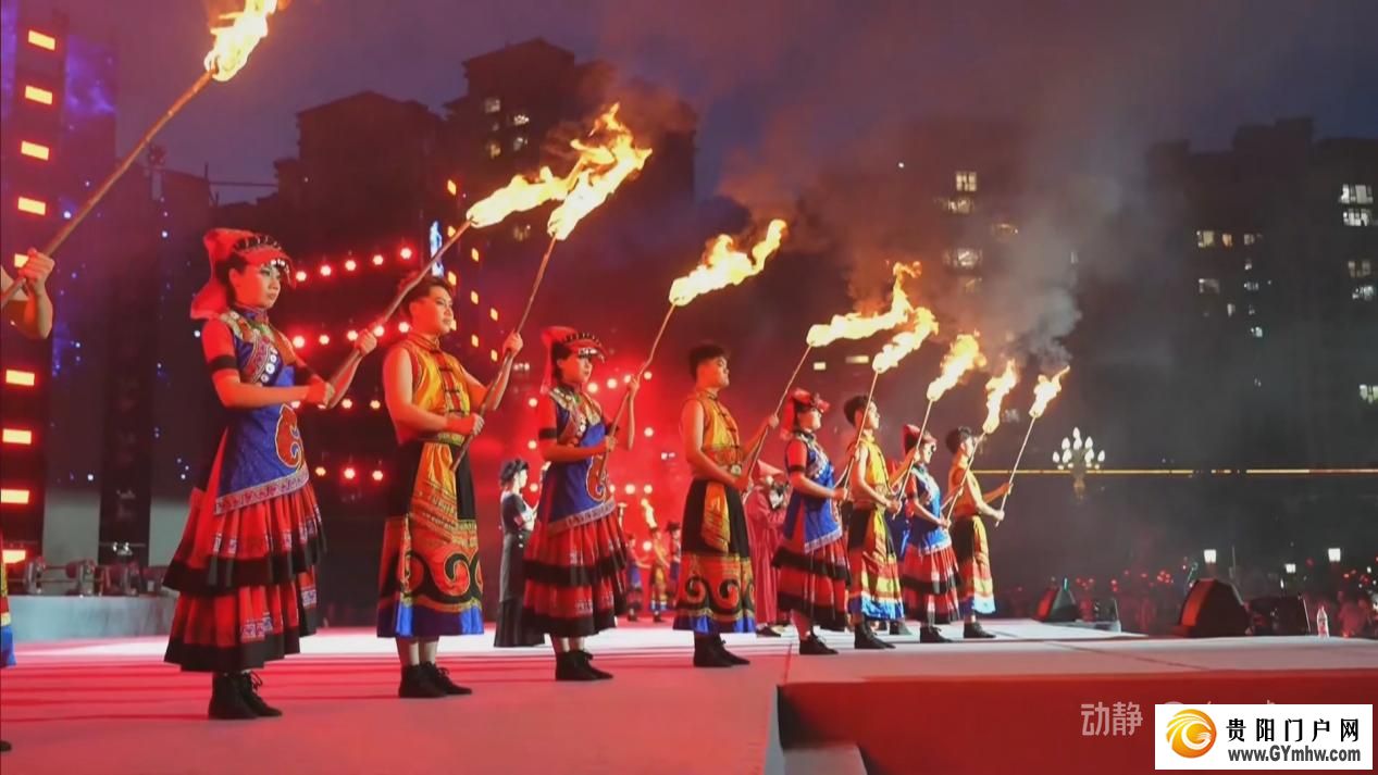 一地一烟火 同节不同韵 各地群众共庆火把节(图5) 一地一烟火 同节不同韵 各地群众共庆火把节(图5)